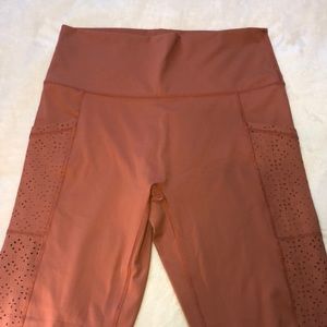 Burnt orange Aerie leggings with pockets. Size XL.